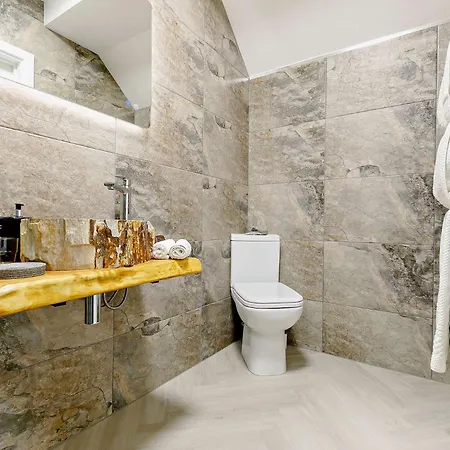3 Bed In Newquay 90070
